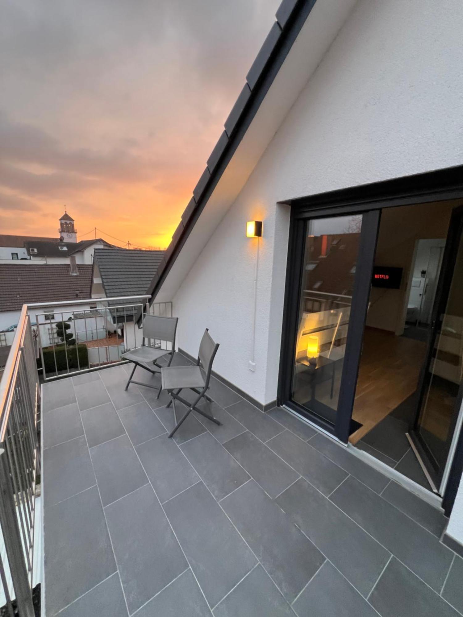 Charmantes Studio-Apartment Im Herzen Von Neureut - Fussbodenheizung, Regendusche, Waschmaschine, Stellplatz 카를스루에 외부 사진
